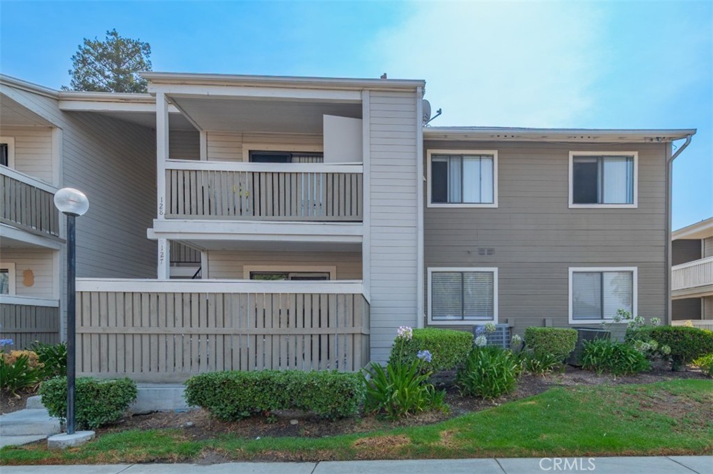 1309 W Mission Boulevard 127