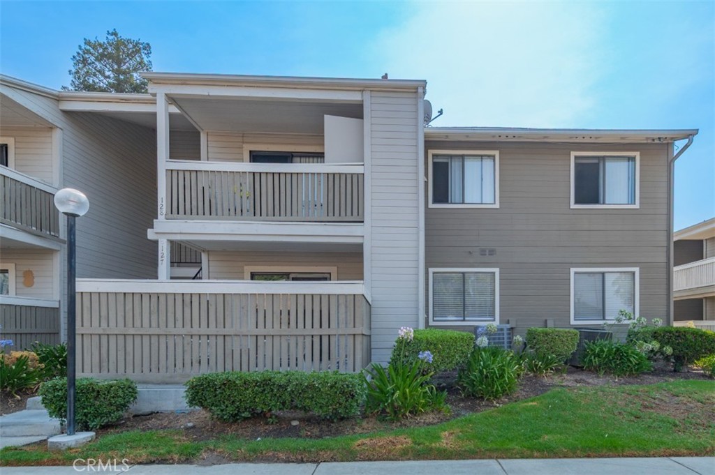 1309 W Mission Boulevard 127
