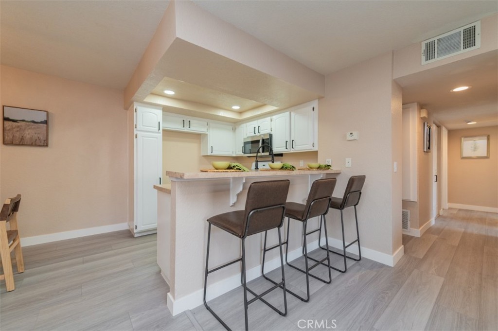 1309 W Mission Boulevard 127