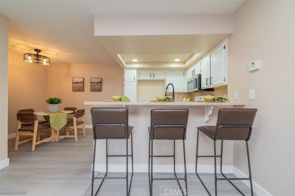 1309 W Mission Boulevard 127