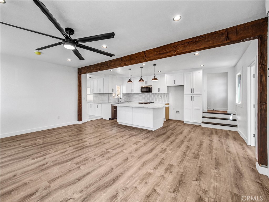 1385 Val Vista Street