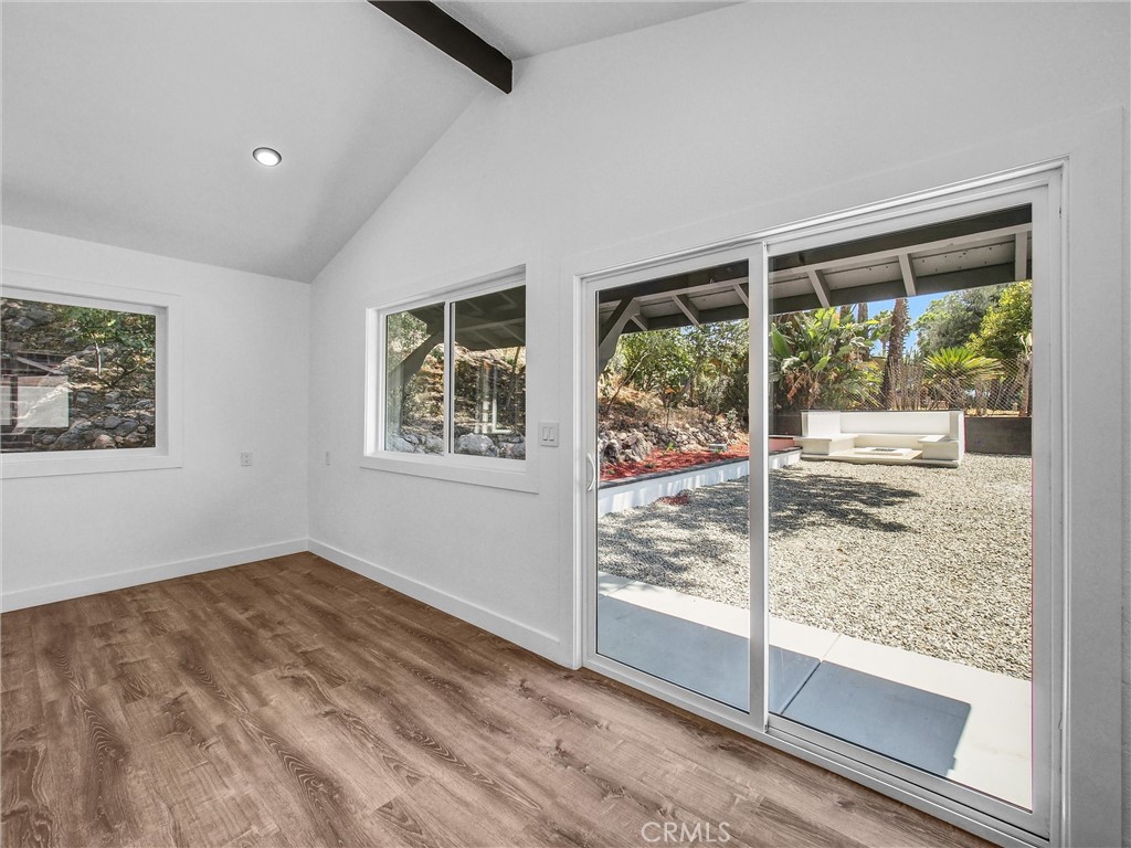 1385 Val Vista Street