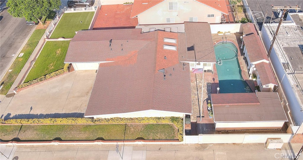 1746 W Southgate Avenue