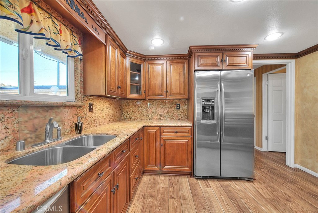 1746 W Southgate Avenue