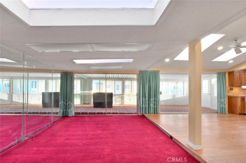 1746 W Southgate Avenue