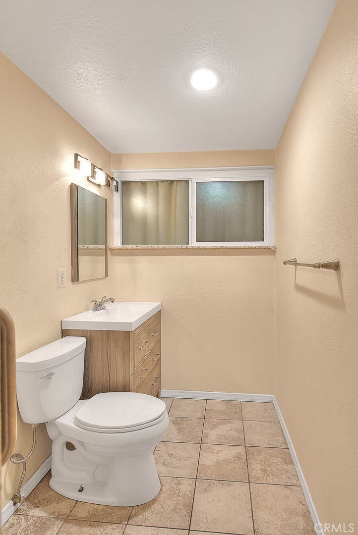 1746 W Southgate Avenue