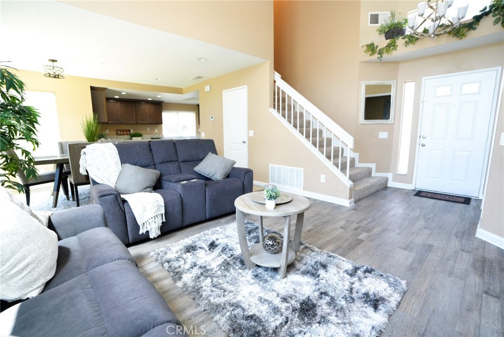 13643 Cabrillo Court