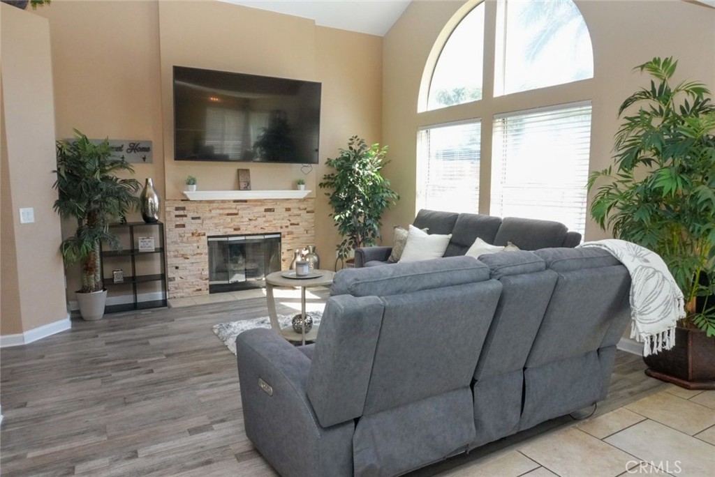 13643 Cabrillo Court