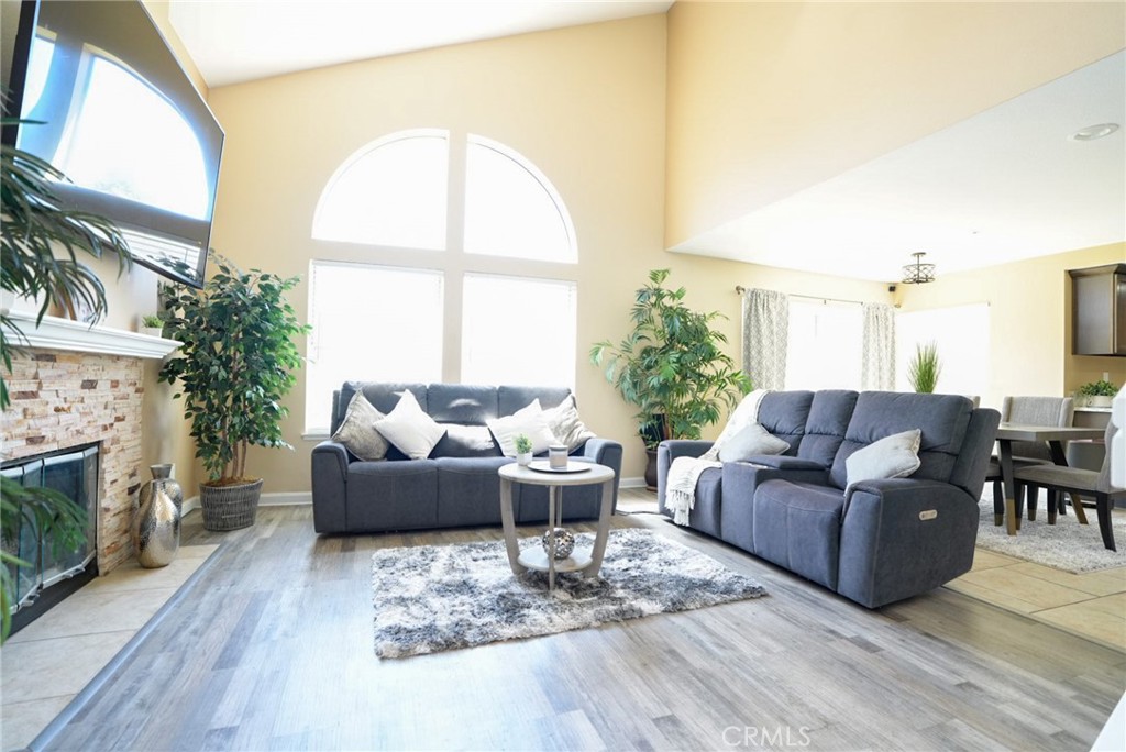 13643 Cabrillo Court