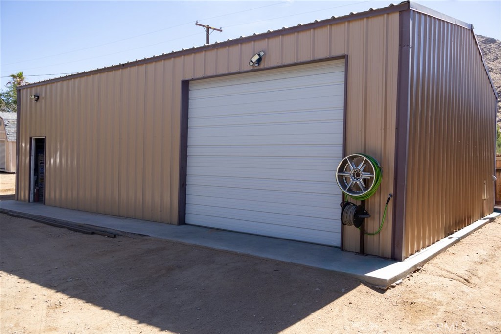 16027 Mandan Road