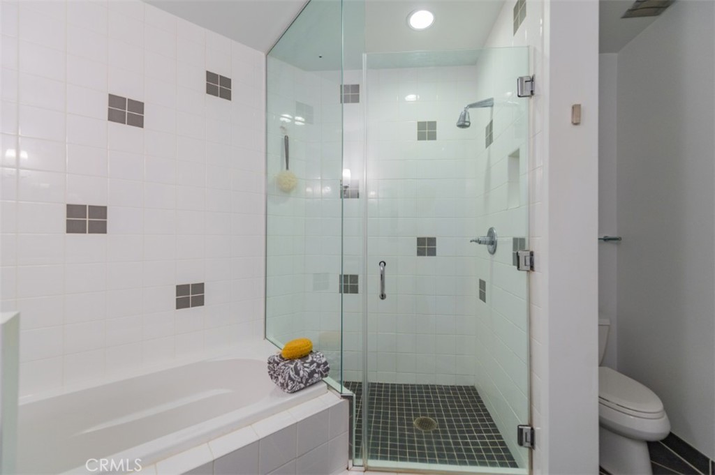 1100 Wilshire Boulevard 2805