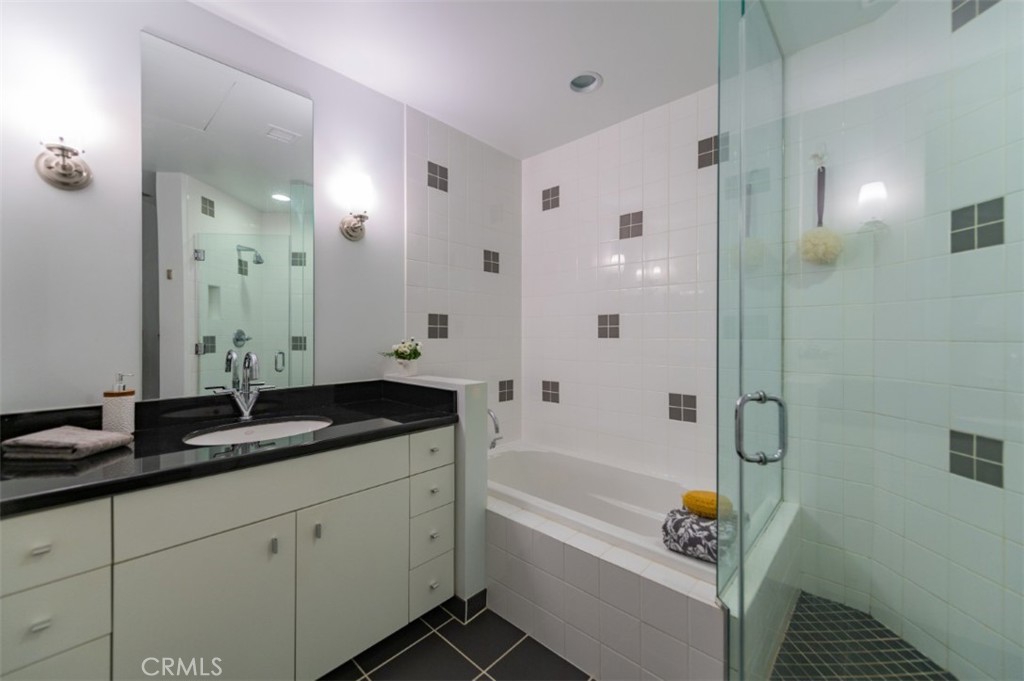 1100 Wilshire Boulevard 2805