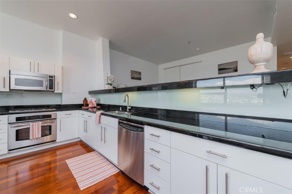 1100 Wilshire Boulevard 2805