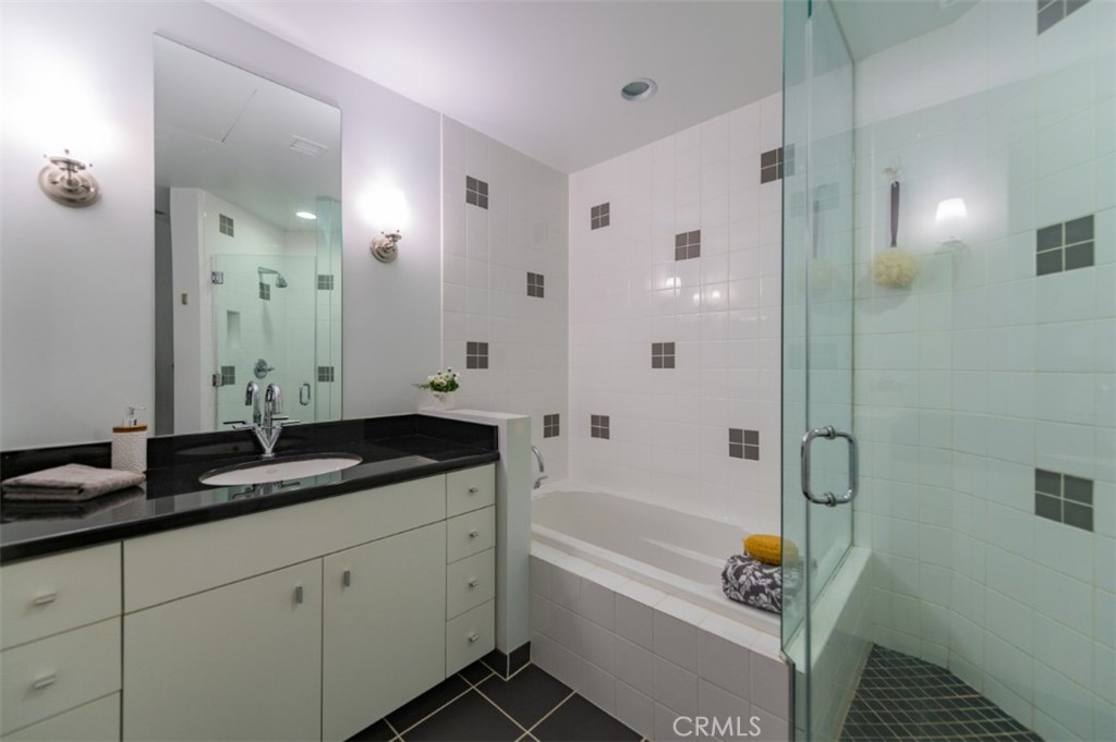 1100 Wilshire Boulevard 2805