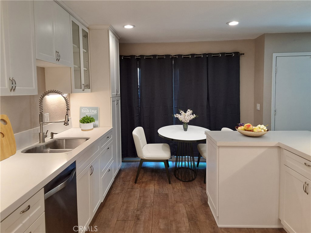 5427 E Pine Ridge Way