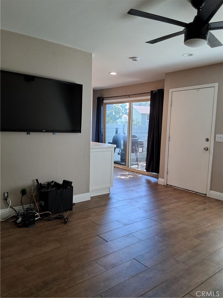 5427 E Pine Ridge Way