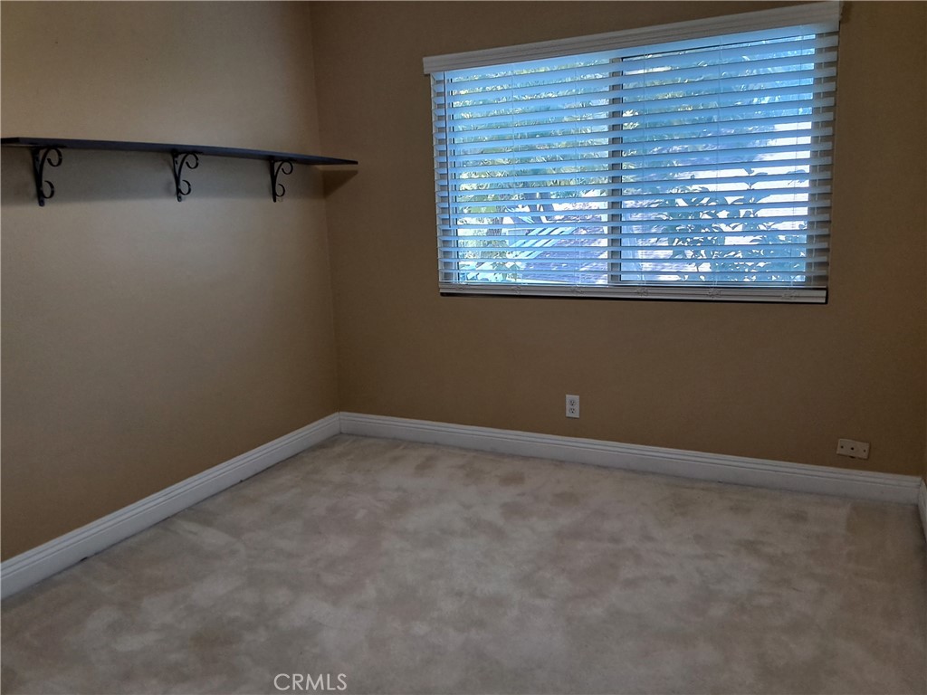 5427 E Pine Ridge Way