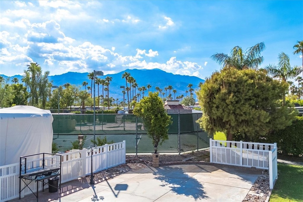 69411 Ramon Road
