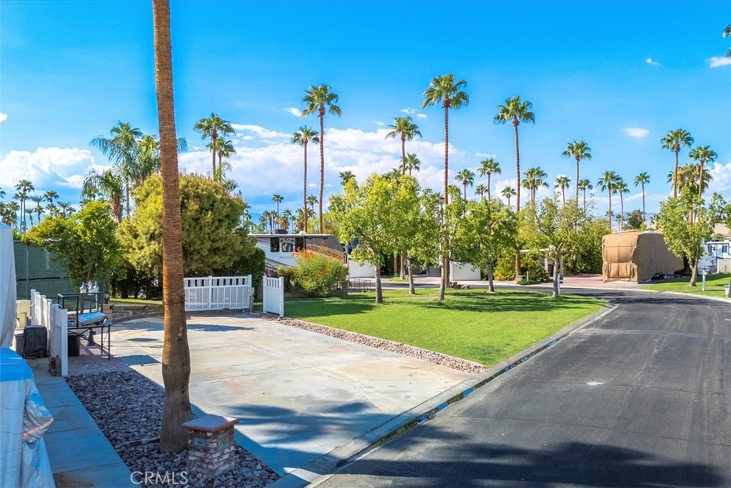 69411 Ramon Road