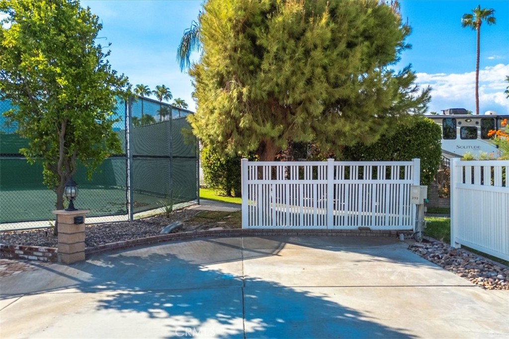 69411 Ramon Road