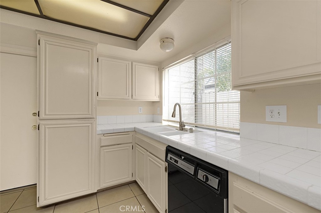 14380 Foothill Boulevard 24