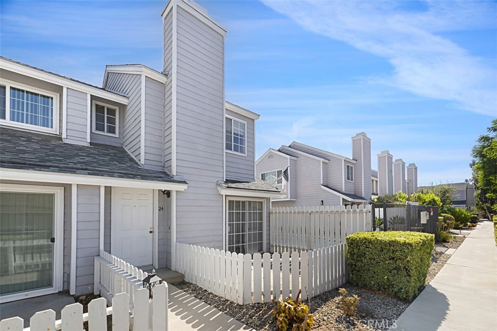 14380 Foothill Boulevard 24