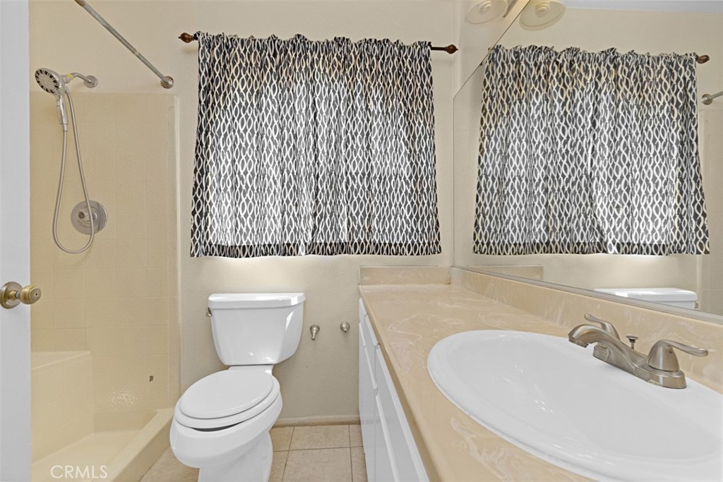 14380 Foothill Boulevard 24