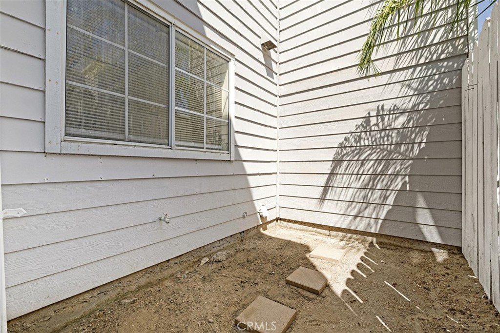 14380 Foothill Boulevard 24