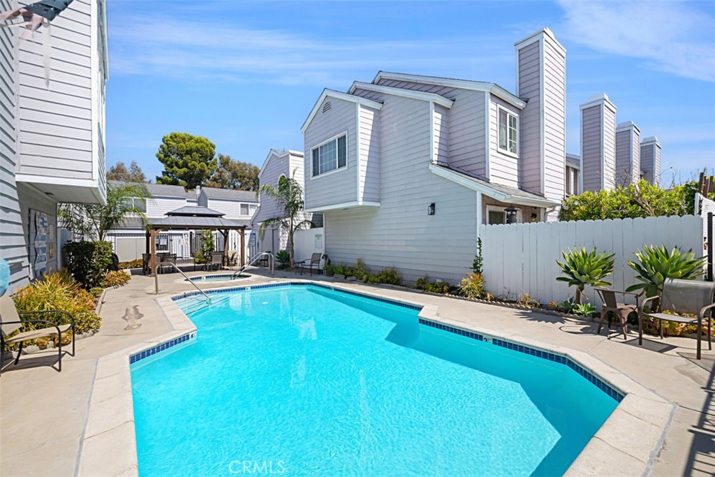 14380 Foothill Boulevard 24