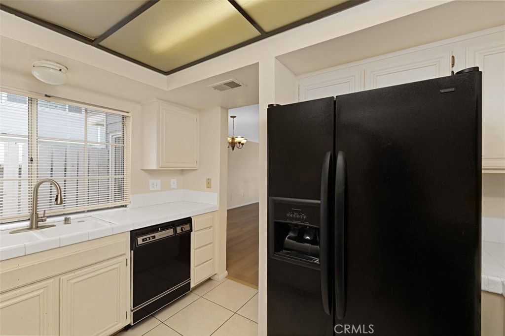 14380 Foothill Boulevard 24