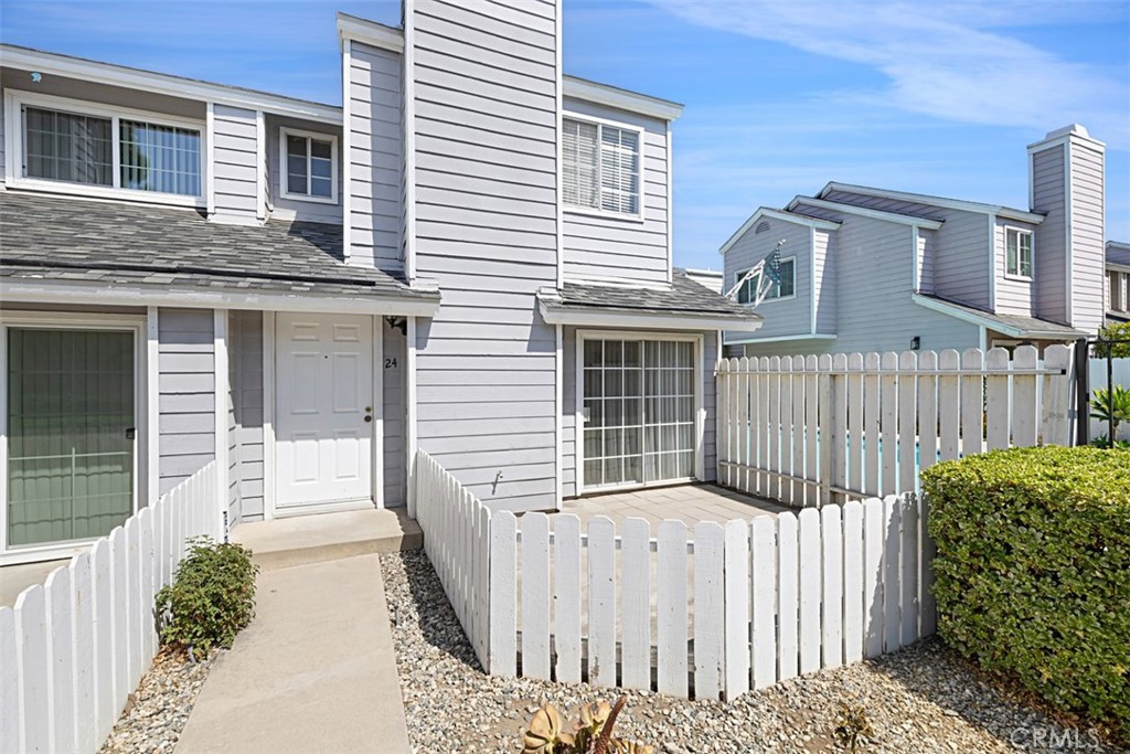 14380 Foothill Boulevard 24