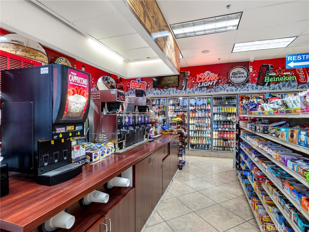 6000 6000 Mariposa Road