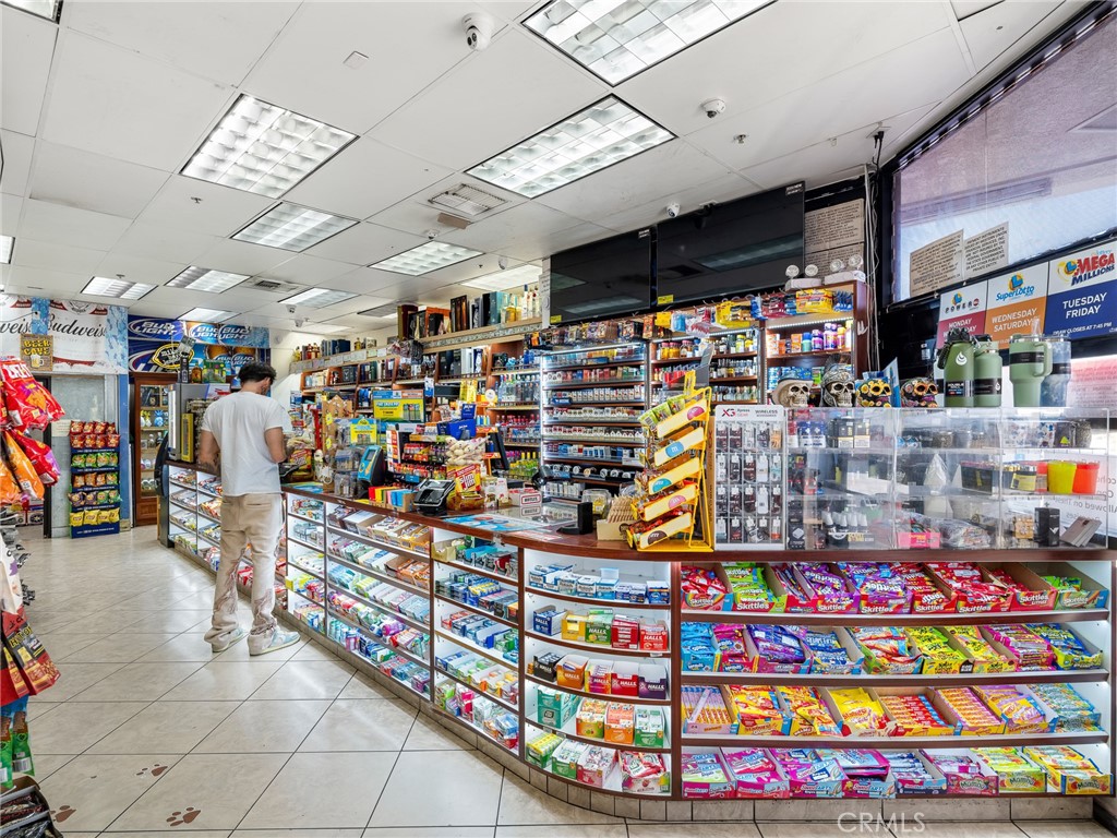 6000 6000 Mariposa Road