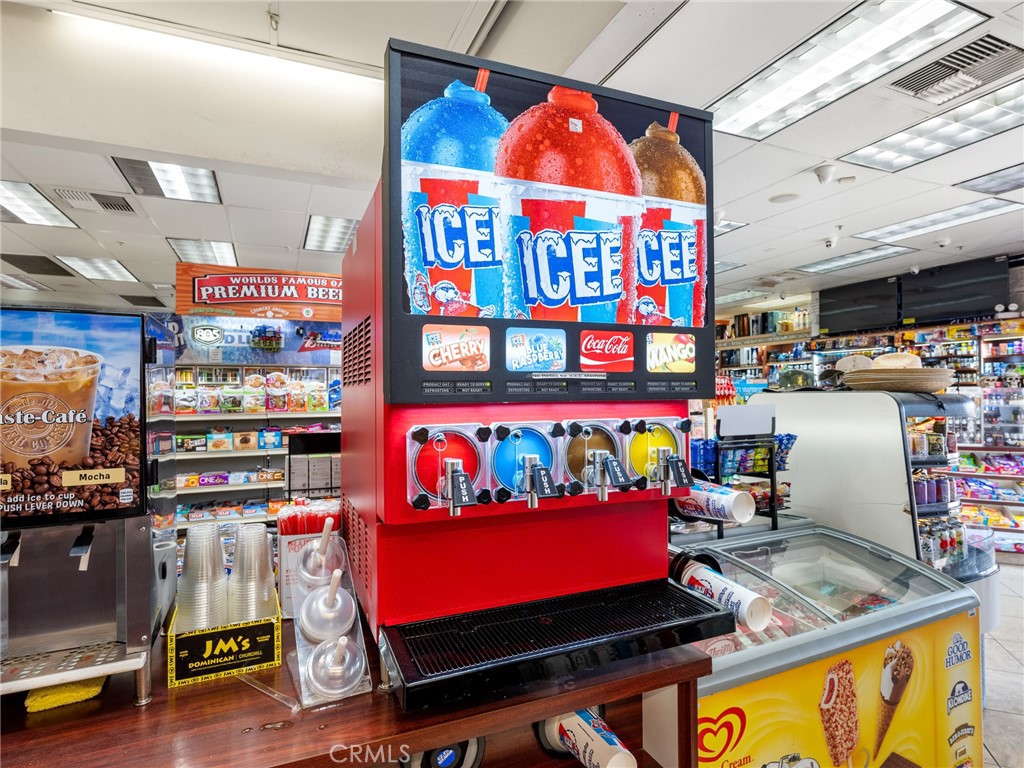 6000 6000 Mariposa Road