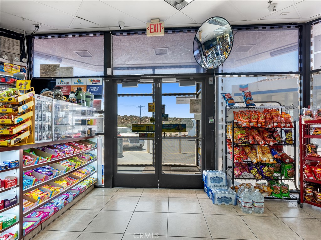 6000 6000 Mariposa Road