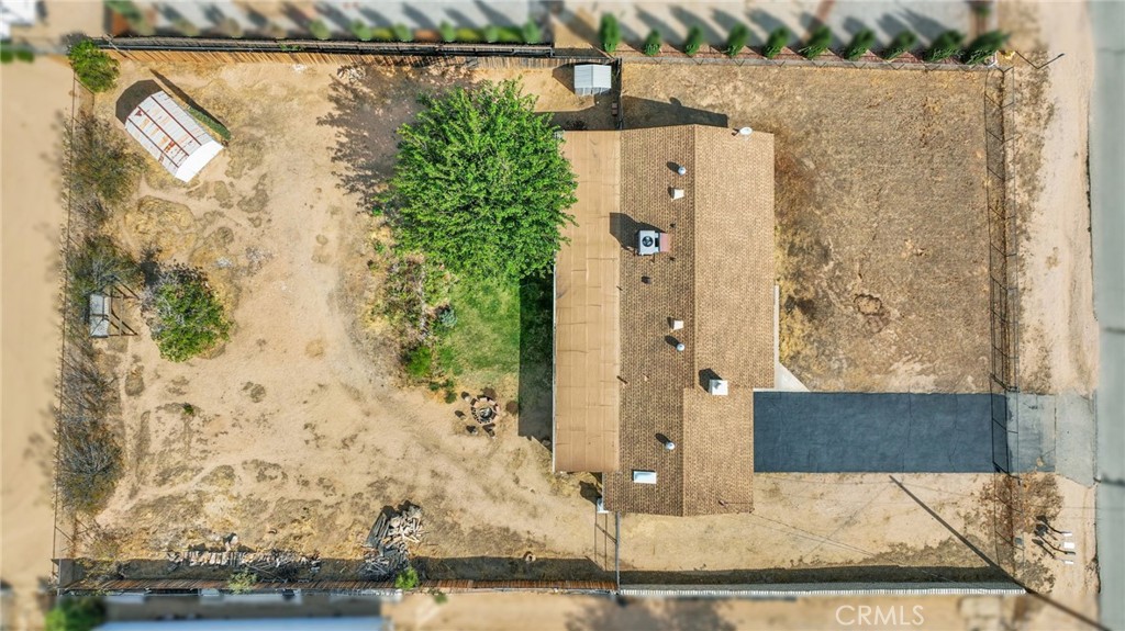 11152 Redwood Avenue