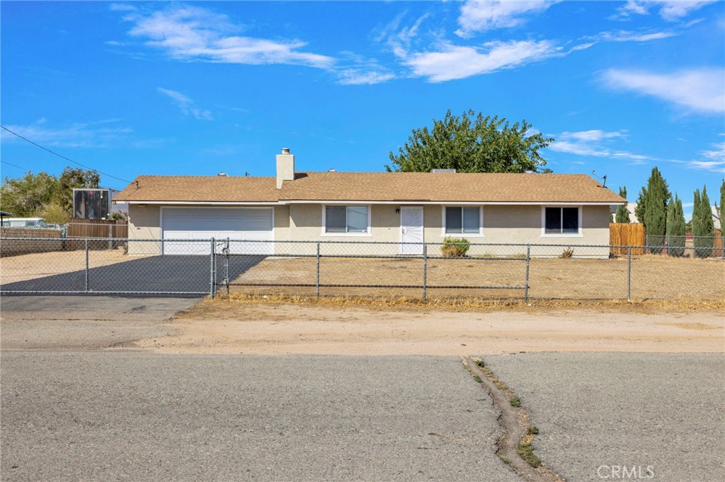 11152 Redwood Avenue