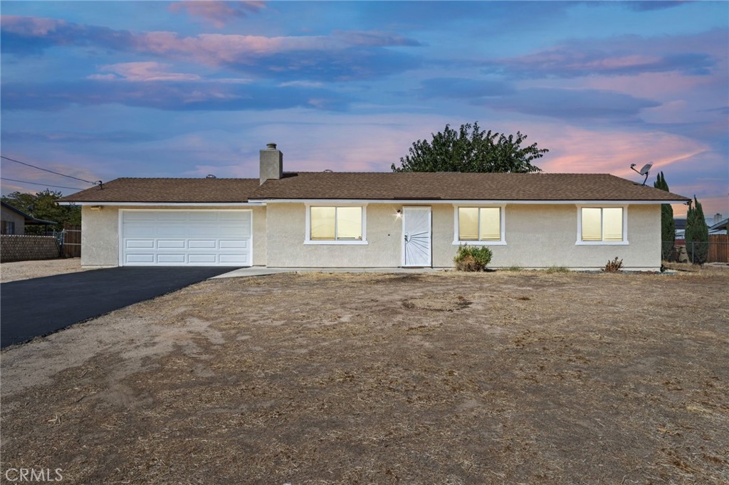 11152 Redwood Avenue