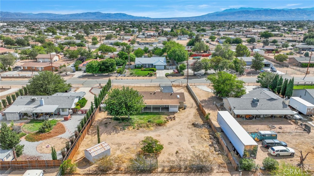 11152 Redwood Avenue