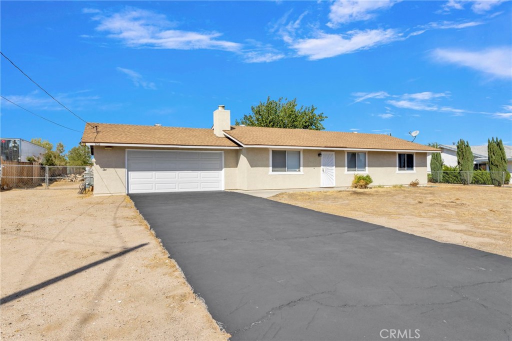 11152 Redwood Avenue