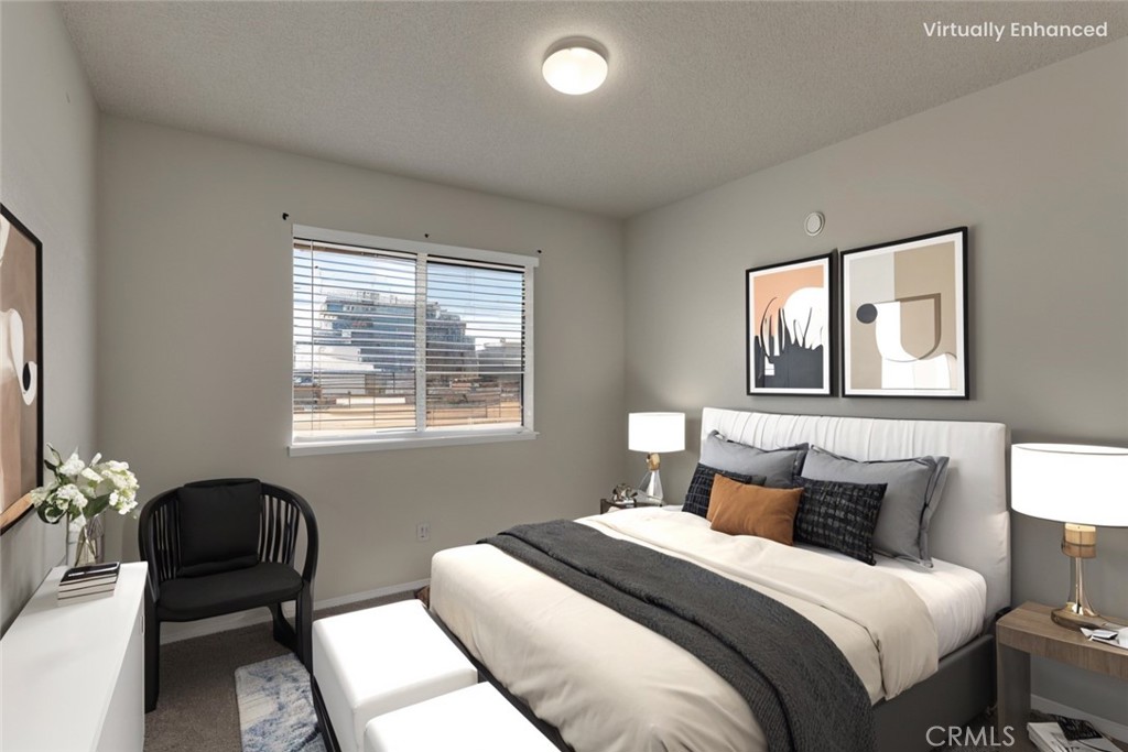 11152 Redwood Avenue