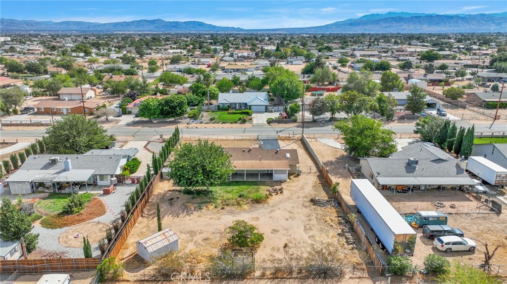 11152 Redwood Avenue