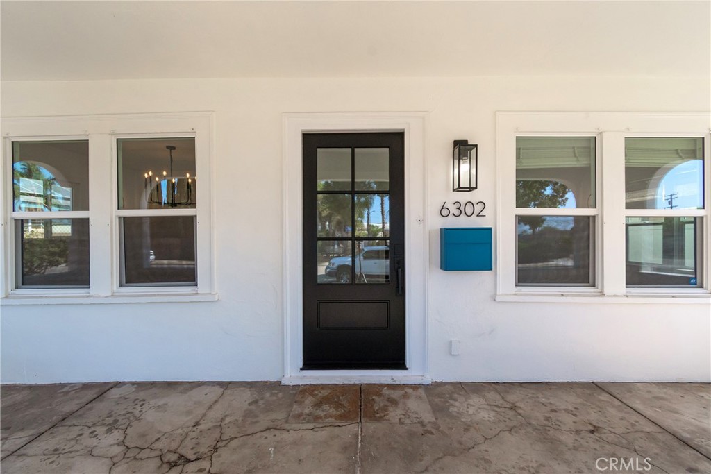 6302 Homewood Avenue