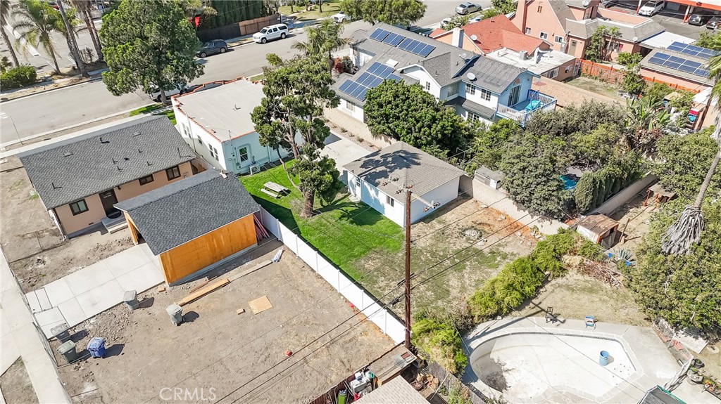 6302 Homewood Avenue