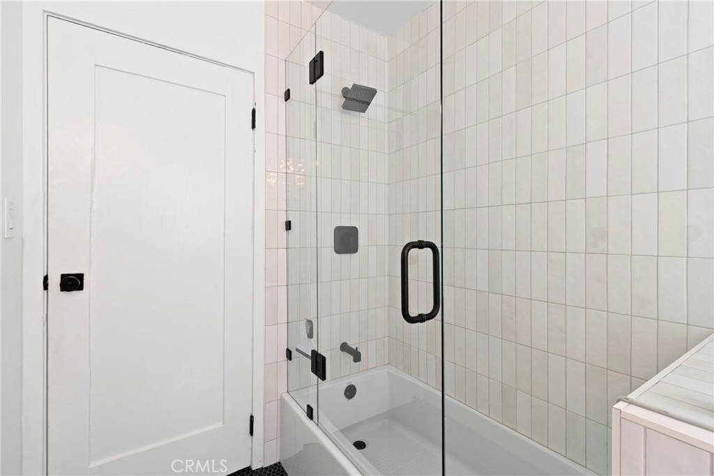 6302 Homewood Avenue