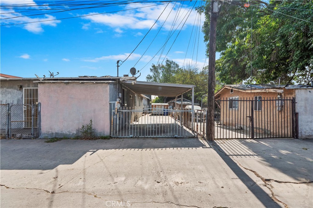 1151 Calzona Street