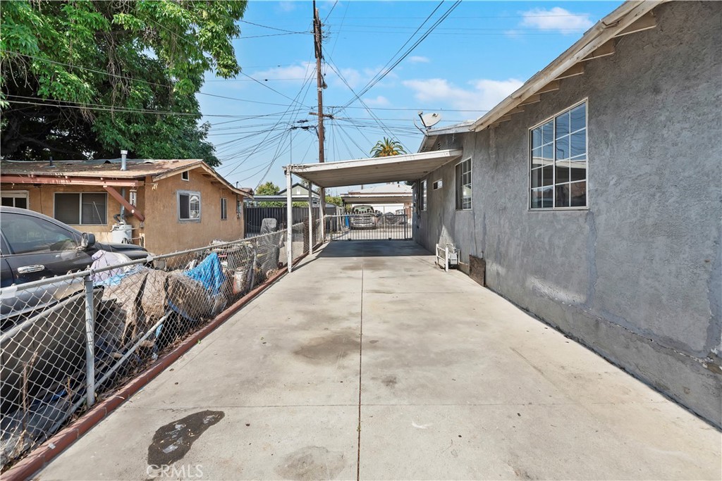 1151 Calzona Street