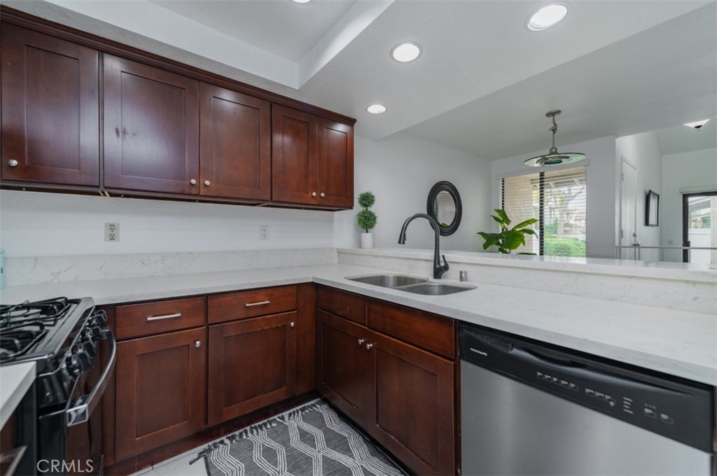 1031 S Palmetto Avenue N9