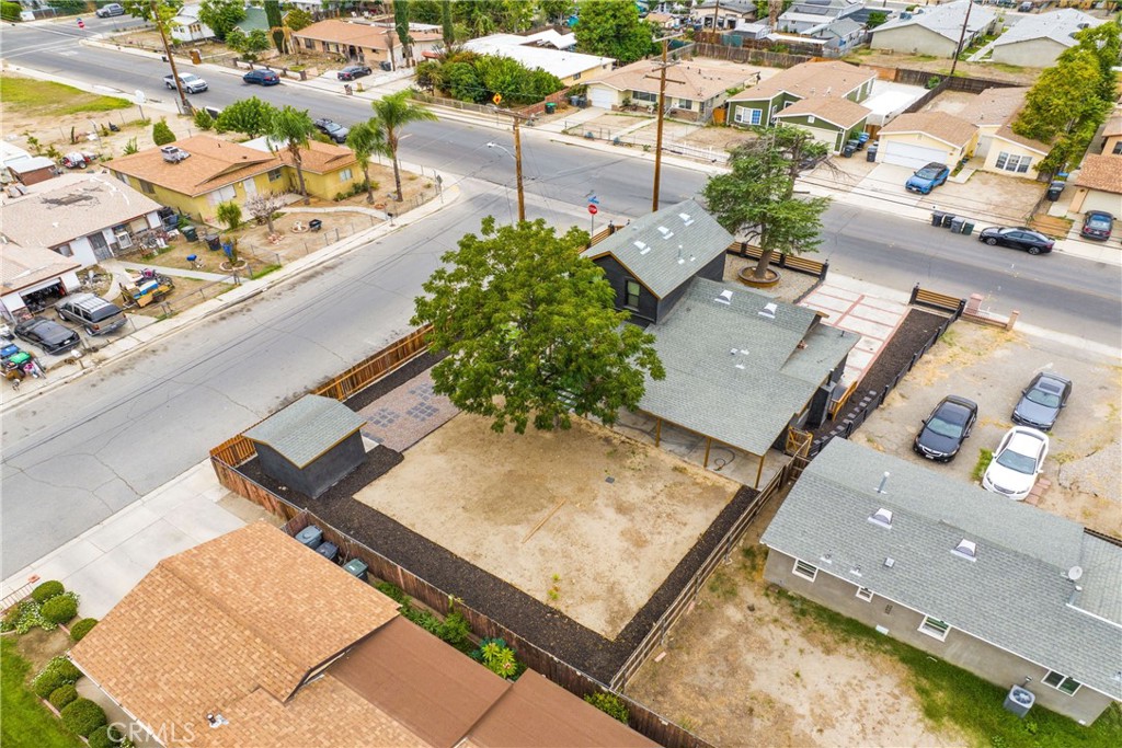 165 N Alessandro Avenue