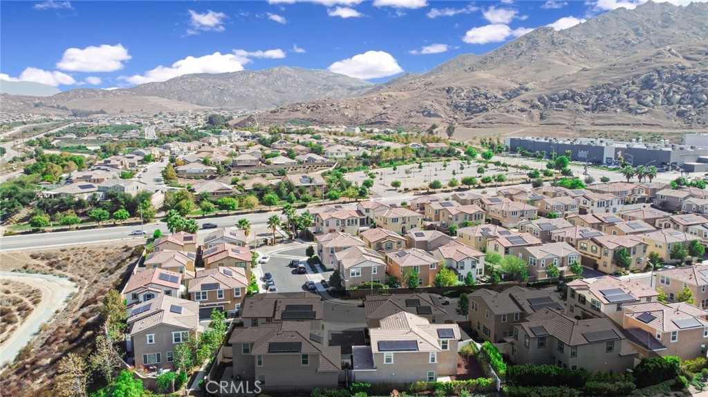 7891 Griffith Peak Street